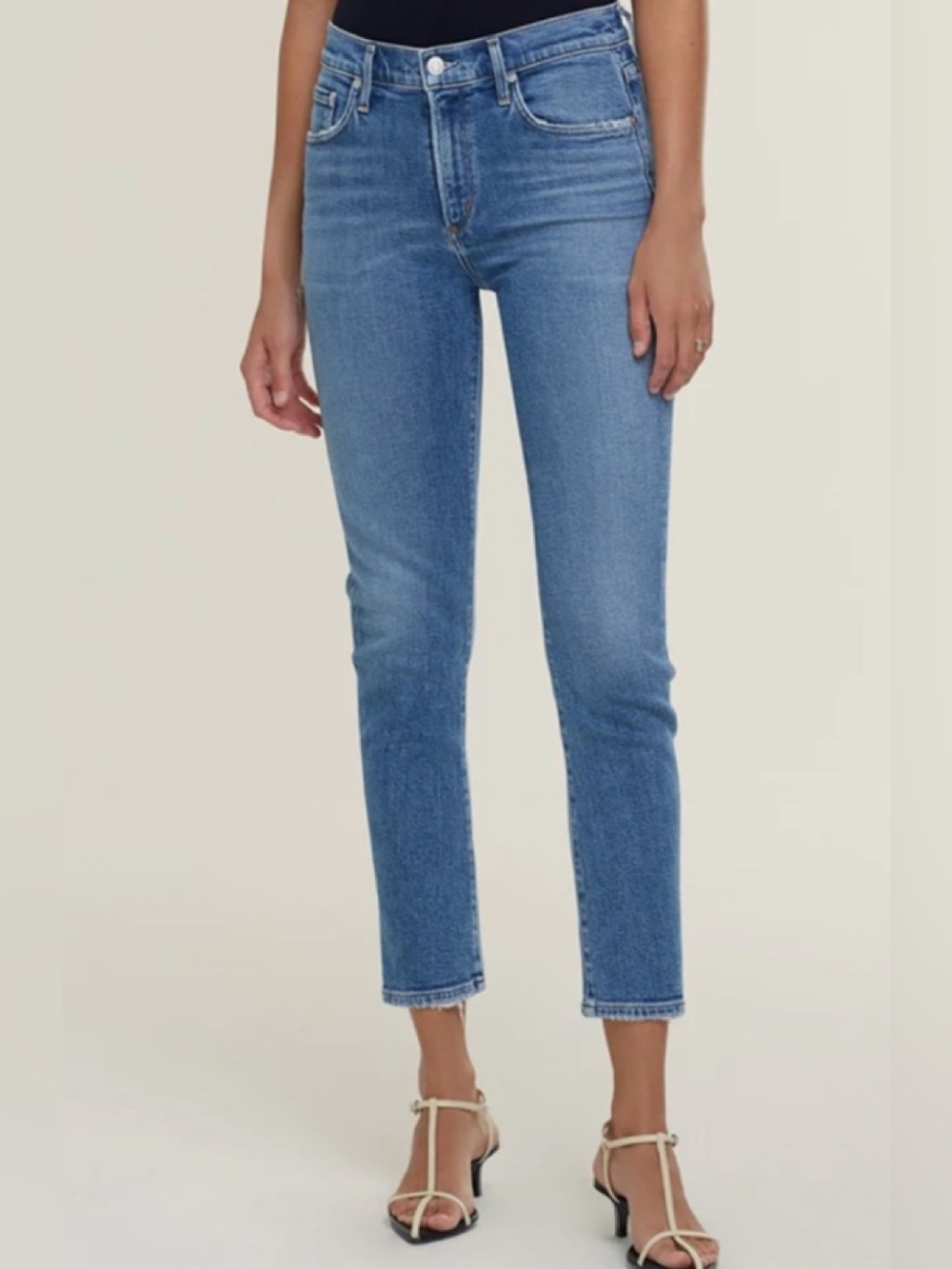 Agolde Toni mid rise 
Slim Straight Jeans in Light Blue Wash NWT
